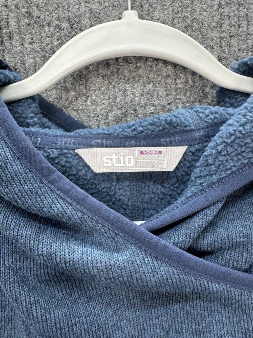Stio Sweetwater Fleece Hoodie Pullover Womens XL Heather Blue Zip Pocket Casual - Picture 6 of 10